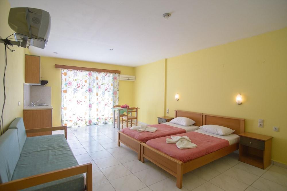 Polyxeni Aparthotel Sidari  Exterior photo